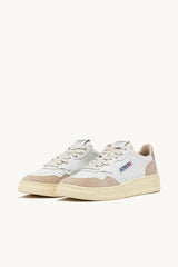 Medalist Low Wom Sneakers White Gold