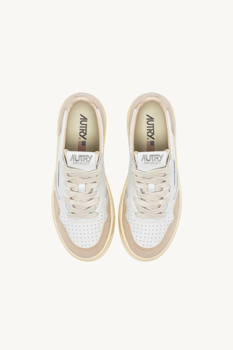 Medalist Low Wom Sneakers White Gold