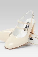 Banana Shoes Beige